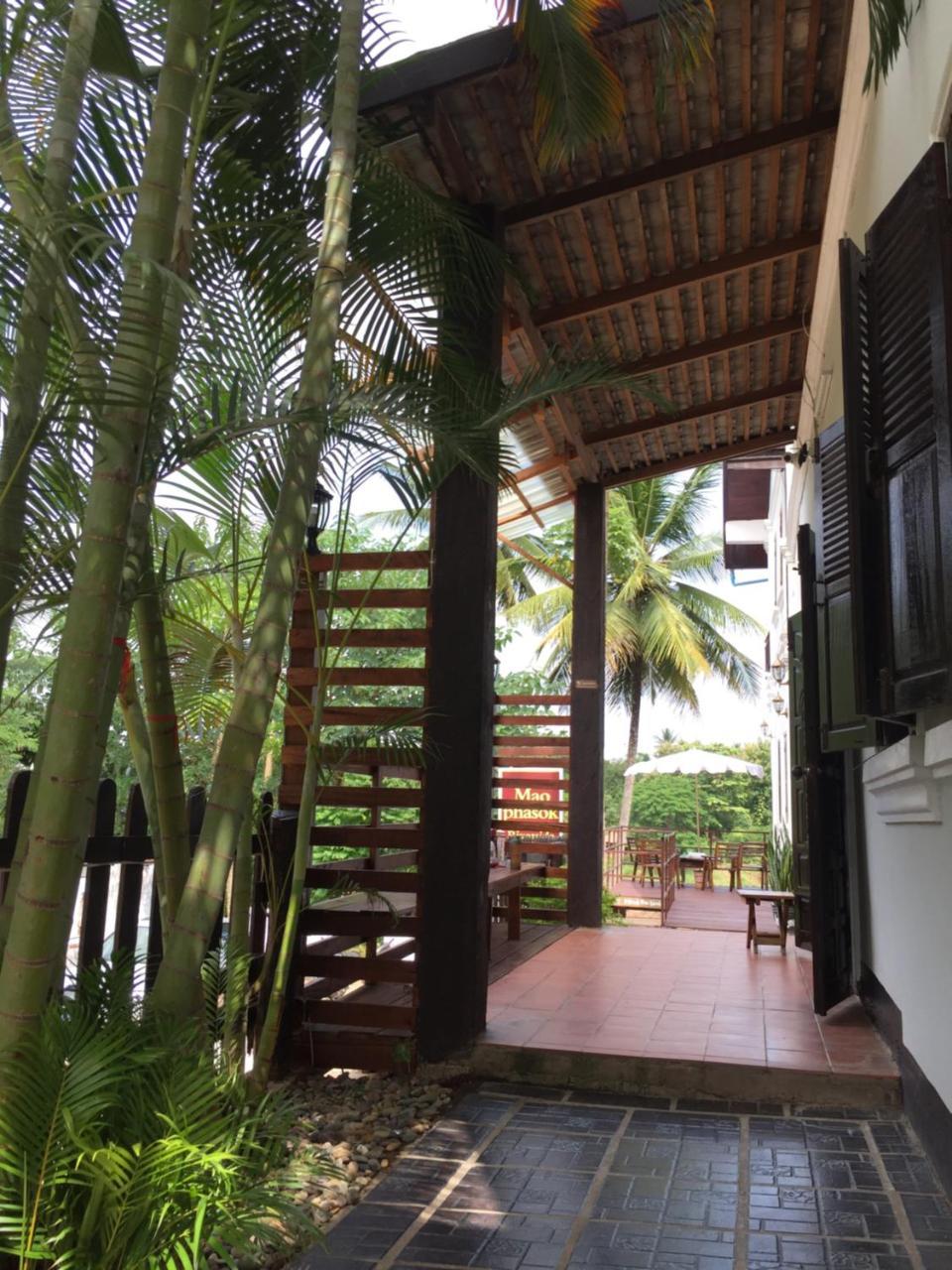 Mao Phasok Riverside Guesthouse 루앙프라방 외부 사진